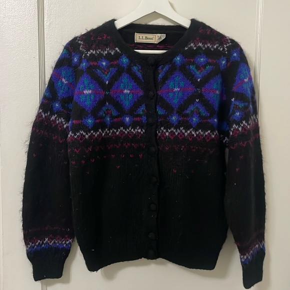 Vintage (1970s) LL Bean Cardigan. Sz Medium. - Picture 1 of 12